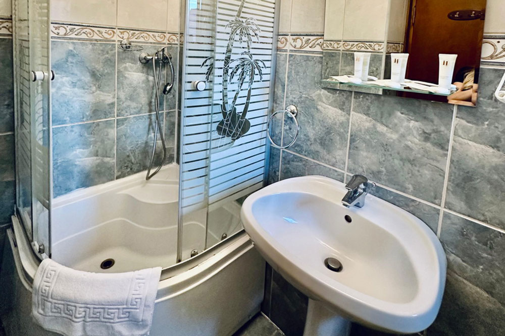 Hotel Voila INN Constanta